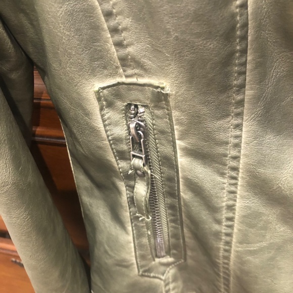 Max Studio Olive Faux Leather Moto Style Jacket - Picture 4 of 12